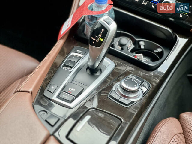 Білий БМВ 5 Серія, об'ємом двигуна 2 л та пробігом 167 тис. км за 12999 $, фото 39 на Automoto.ua