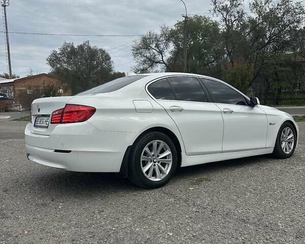 Белый БМВ 5 Серия, объемом двигателя 2 л и пробегом 170 тыс. км за 13000 $, фото 3 на Automoto.ua