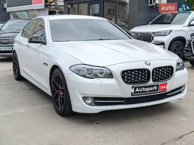 Білий БМВ 5 Серія, об'ємом двигуна 2 л та пробігом 213 тис. км за 13790 $, фото 4 на Automoto.ua