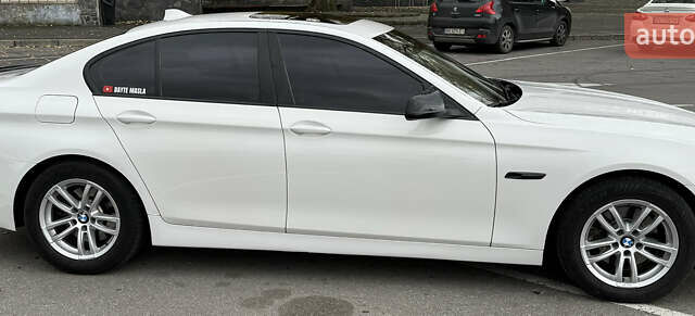Белый БМВ 5 Серия, объемом двигателя 2 л и пробегом 157 тыс. км за 16700 $, фото 3 на Automoto.ua