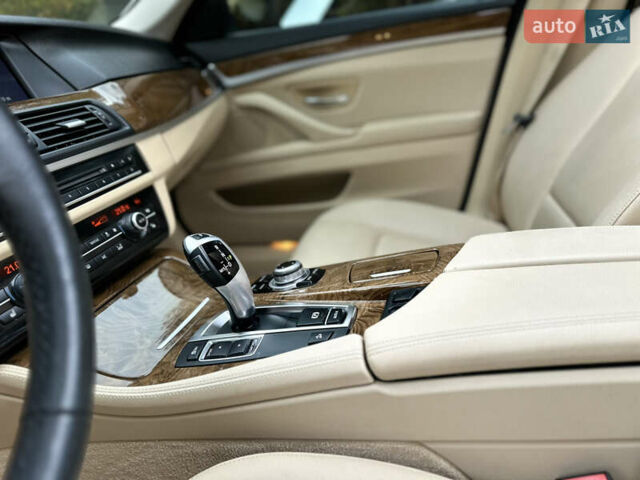 Белый БМВ 5 Серия, объемом двигателя 2 л и пробегом 125 тыс. км за 13499 $, фото 32 на Automoto.ua