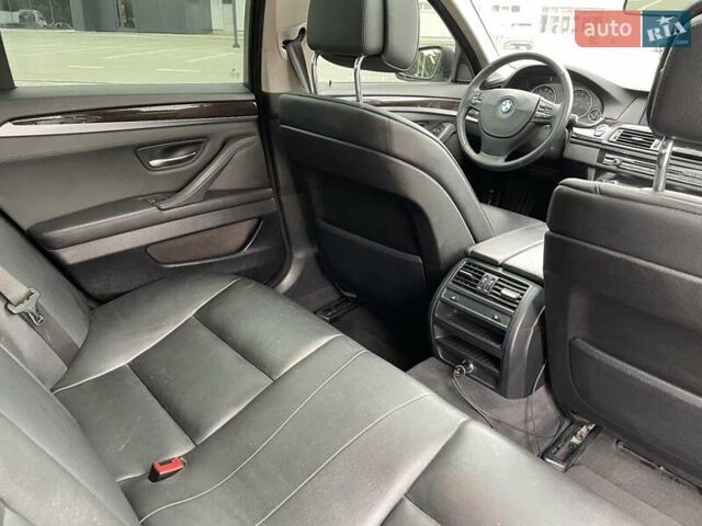 Белый БМВ 5 Серия, объемом двигателя 2 л и пробегом 147 тыс. км за 13800 $, фото 2 на Automoto.ua