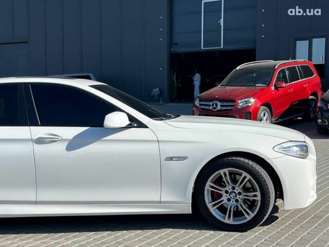 Білий БМВ 5 Серія, об'ємом двигуна 2 л та пробігом 215 тис. км за 12990 $, фото 43 на Automoto.ua