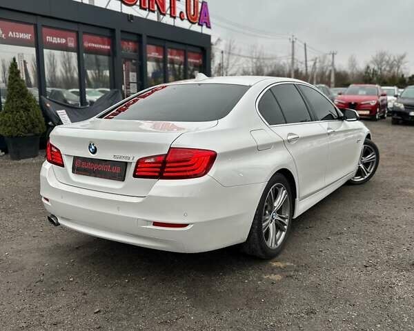Білий БМВ 5 Серія, об'ємом двигуна 2 л та пробігом 259 тис. км за 13000 $, фото 7 на Automoto.ua