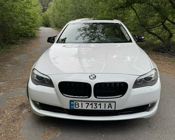 Белый БМВ 5 Серия, объемом двигателя 2 л и пробегом 196 тыс. км за 14300 $, фото 5 на Automoto.ua