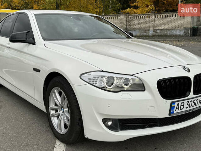 Белый БМВ 5 Серия, объемом двигателя 2 л и пробегом 157 тыс. км за 16700 $, фото 1 на Automoto.ua