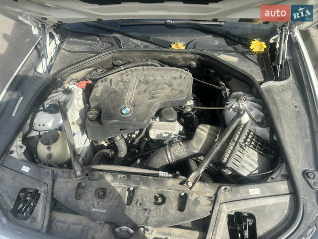 Белый БМВ 5 Серия, объемом двигателя 2 л и пробегом 234 тыс. км за 15000 $, фото 14 на Automoto.ua