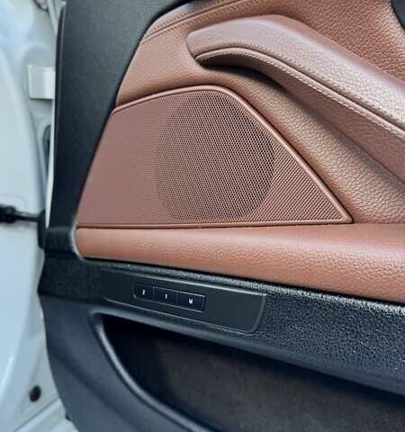 Білий БМВ 5 Серія, об'ємом двигуна 2 л та пробігом 271 тис. км за 13700 $, фото 17 на Automoto.ua