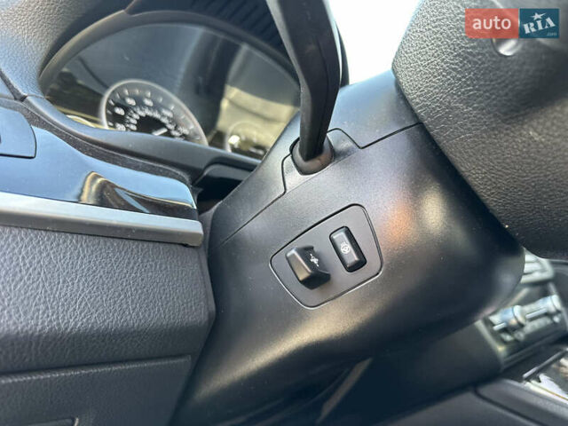 Белый БМВ 5 Серия, объемом двигателя 2.98 л и пробегом 157 тыс. км за 12500 $, фото 17 на Automoto.ua