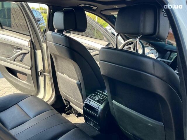 Білий БМВ 5 Серія, об'ємом двигуна 2 л та пробігом 215 тис. км за 12990 $, фото 23 на Automoto.ua