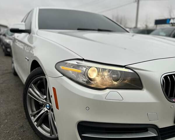 Білий БМВ 5 Серія, об'ємом двигуна 2 л та пробігом 259 тис. км за 13000 $, фото 2 на Automoto.ua