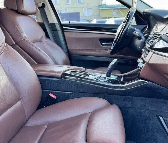 Белый БМВ 5 Серия, объемом двигателя 2 л и пробегом 271 тыс. км за 13700 $, фото 20 на Automoto.ua