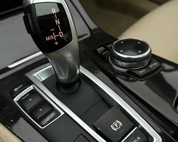 Білий БМВ 5 Серія, об'ємом двигуна 2 л та пробігом 259 тис. км за 13000 $, фото 20 на Automoto.ua