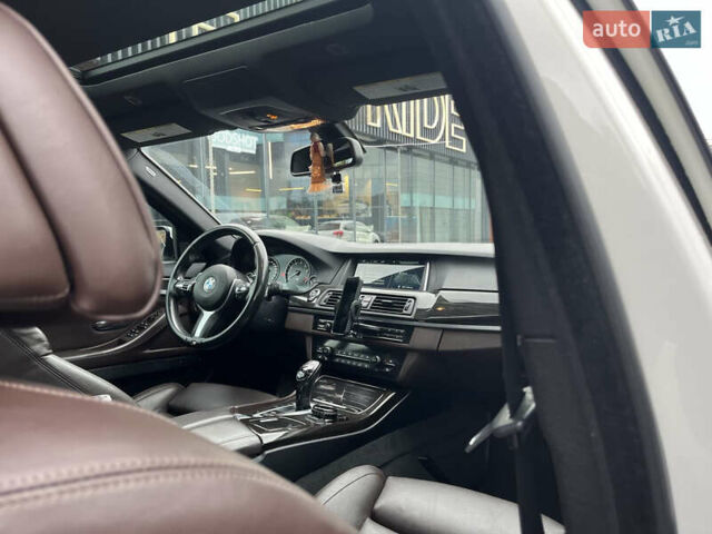Белый БМВ 5 Серия, объемом двигателя 4.4 л и пробегом 182 тыс. км за 18500 $, фото 3 на Automoto.ua