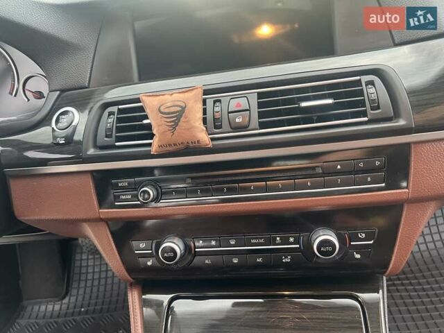 Білий БМВ 5 Серія, об'ємом двигуна 2.98 л та пробігом 234 тис. км за 17000 $, фото 13 на Automoto.ua