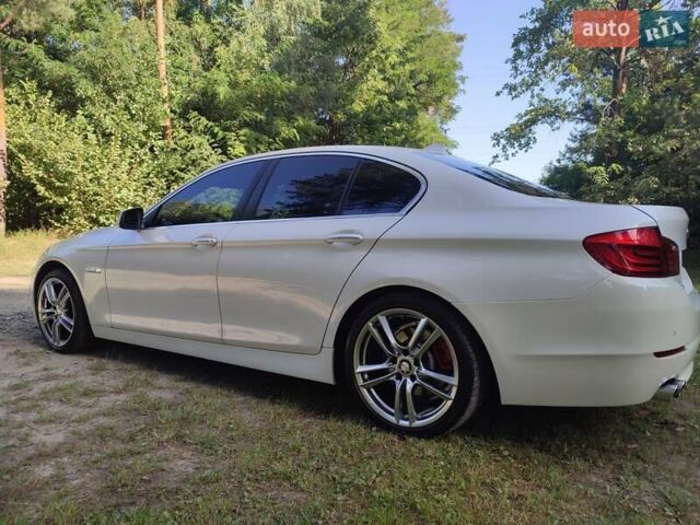 Білий БМВ 5 Серія, об'ємом двигуна 2 л та пробігом 223 тис. км за 11350 $, фото 18 на Automoto.ua