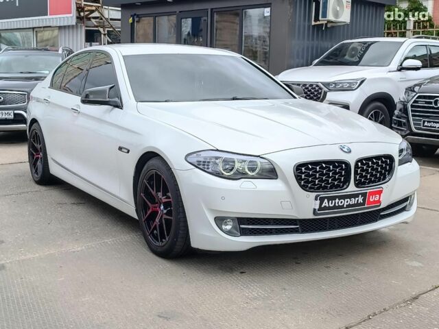 Белый БМВ 5 Серия, объемом двигателя 2 л и пробегом 213 тыс. км за 13740 $, фото 6 на Automoto.ua