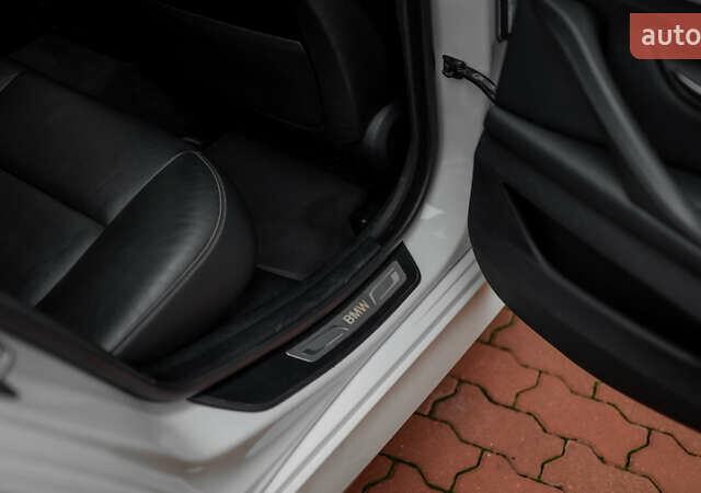 Белый БМВ 5 Серия, объемом двигателя 2 л и пробегом 282 тыс. км за 17500 $, фото 55 на Automoto.ua