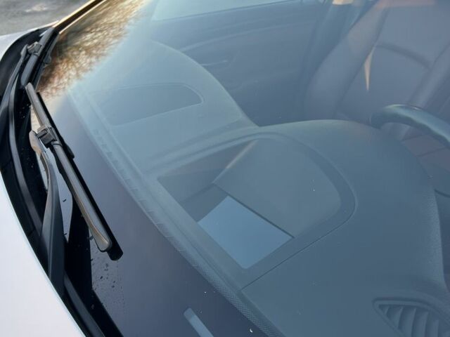 Белый БМВ 5 Серия, объемом двигателя 2 л и пробегом 163 тыс. км за 16850 $, фото 21 на Automoto.ua