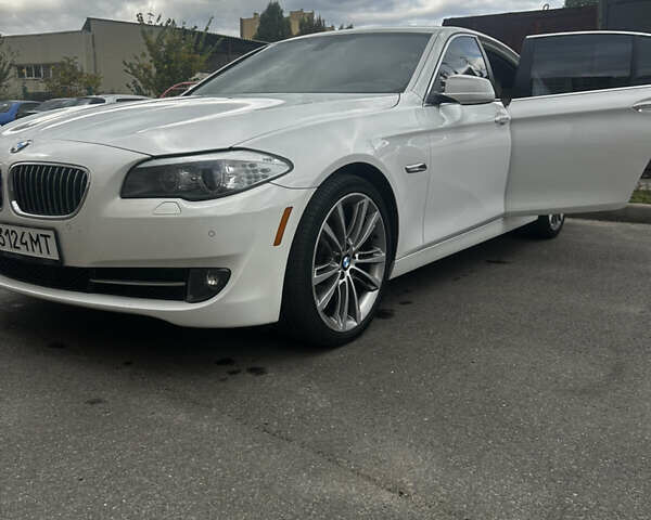 Белый БМВ 5 Серия, объемом двигателя 2 л и пробегом 234 тыс. км за 15000 $, фото 11 на Automoto.ua