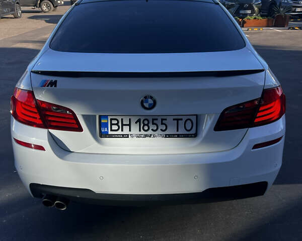Білий БМВ 5 Серія, об'ємом двигуна 2 л та пробігом 170 тис. км за 16000 $, фото 9 на Automoto.ua