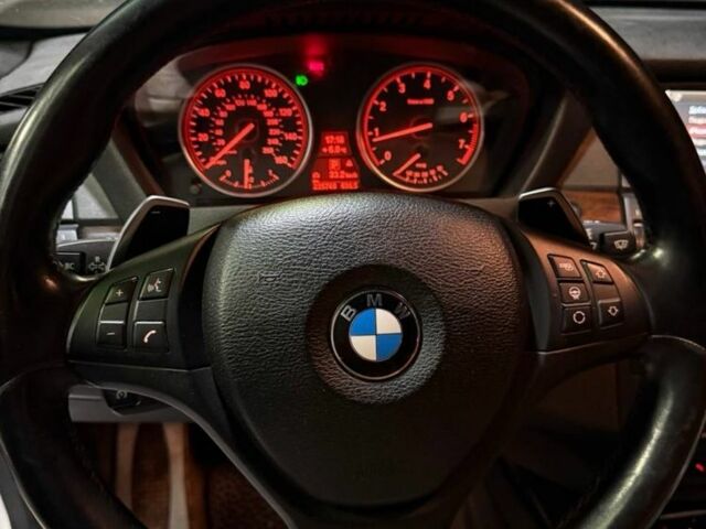 Білий БМВ 5 Серія, об'ємом двигуна 3 л та пробігом 226 тис. км за 16999 $, фото 9 на Automoto.ua