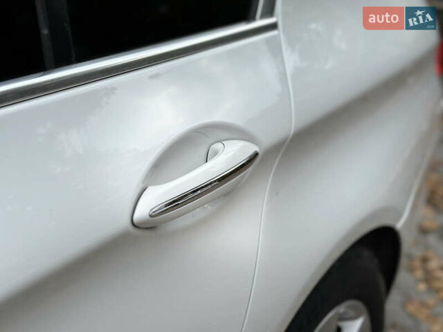 Белый БМВ 5 Серия, объемом двигателя 2 л и пробегом 125 тыс. км за 13499 $, фото 13 на Automoto.ua