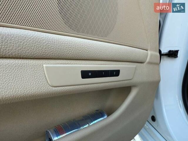 Білий БМВ 5 Серія, об'ємом двигуна 2 л та пробігом 216 тис. км за 13990 $, фото 12 на Automoto.ua