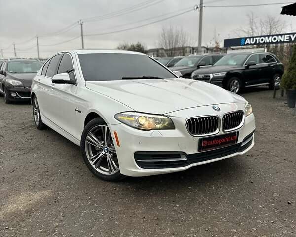 Білий БМВ 5 Серія, об'ємом двигуна 2 л та пробігом 259 тис. км за 13000 $, фото 3 на Automoto.ua