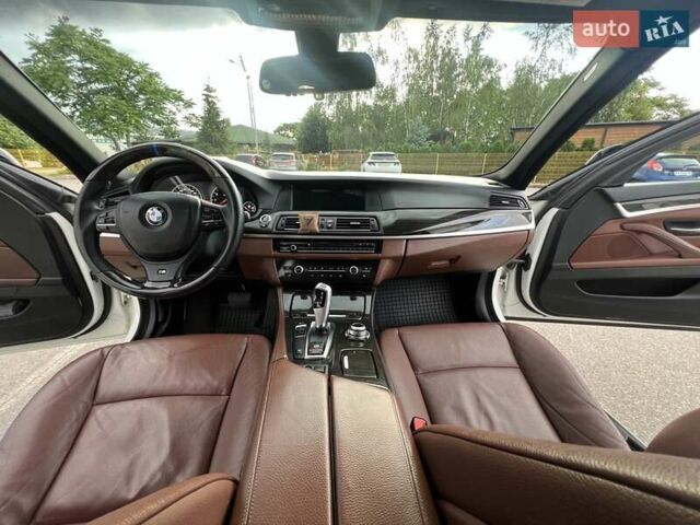 Білий БМВ 5 Серія, об'ємом двигуна 2.98 л та пробігом 234 тис. км за 17000 $, фото 14 на Automoto.ua