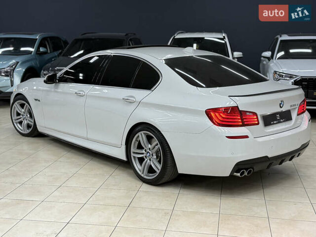 Білий БМВ 5 Серія, об'ємом двигуна 2.99 л та пробігом 330 тис. км за 19700 $, фото 10 на Automoto.ua