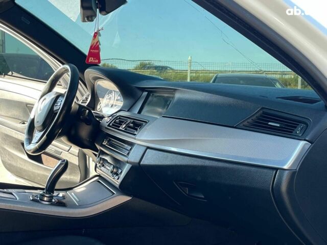 Білий БМВ 5 Серія, об'ємом двигуна 2 л та пробігом 215 тис. км за 12990 $, фото 26 на Automoto.ua