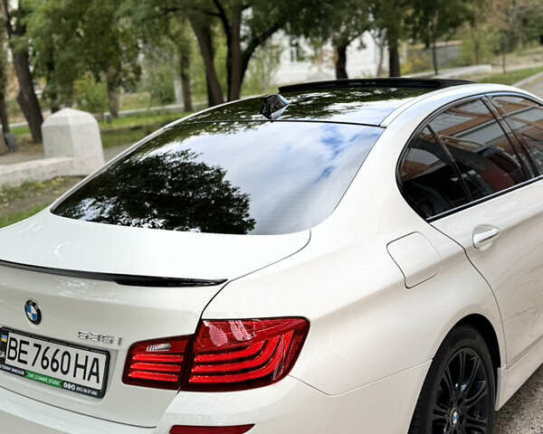 Белый БМВ 5 Серия, объемом двигателя 2.98 л и пробегом 185 тыс. км за 18500 $, фото 7 на Automoto.ua