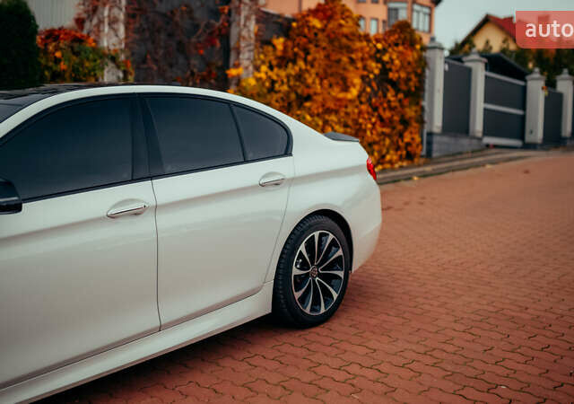 Белый БМВ 5 Серия, объемом двигателя 2 л и пробегом 282 тыс. км за 17500 $, фото 6 на Automoto.ua