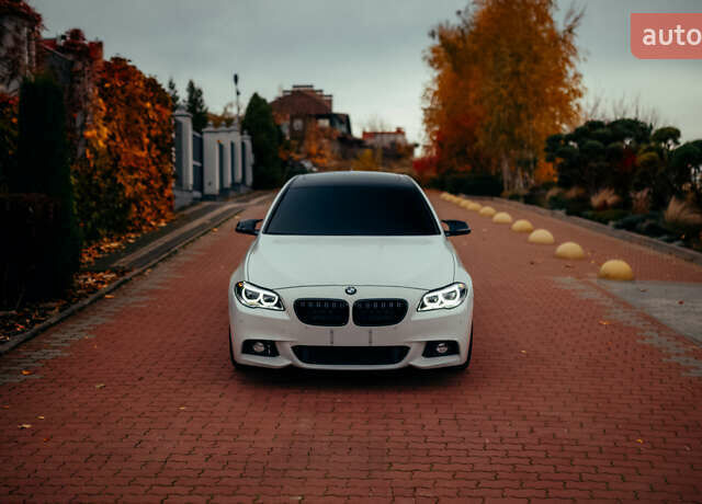 Белый БМВ 5 Серия, объемом двигателя 2 л и пробегом 282 тыс. км за 17500 $, фото 1 на Automoto.ua
