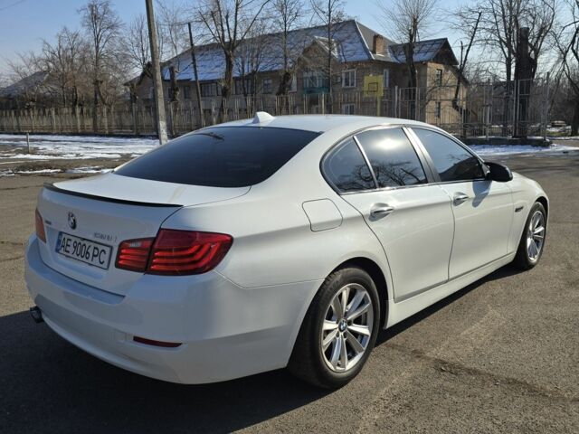 Белый БМВ 5 Серия, объемом двигателя 2 л и пробегом 266 тыс. км за 11900 $, фото 5 на Automoto.ua