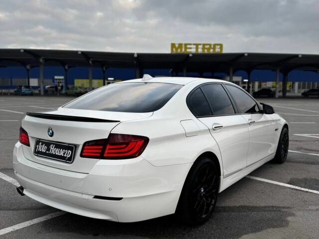 Білий БМВ 5 Серія, об'ємом двигуна 0 л та пробігом 230 тис. км за 11800 $, фото 4 на Automoto.ua