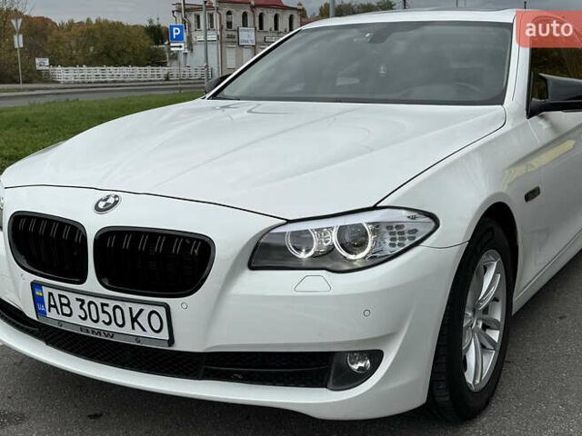 Белый БМВ 5 Серия, объемом двигателя 2 л и пробегом 157 тыс. км за 16700 $, фото 12 на Automoto.ua