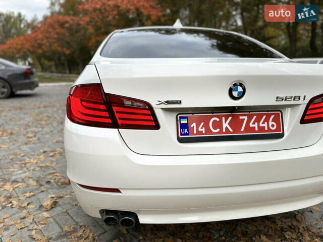 Белый БМВ 5 Серия, объемом двигателя 2 л и пробегом 125 тыс. км за 13499 $, фото 22 на Automoto.ua