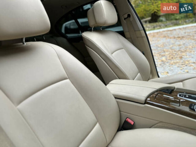 Белый БМВ 5 Серия, объемом двигателя 2 л и пробегом 125 тыс. км за 13499 $, фото 49 на Automoto.ua