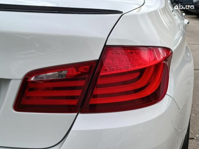 Белый БМВ 5 Серия, объемом двигателя 2 л и пробегом 213 тыс. км за 13740 $, фото 12 на Automoto.ua