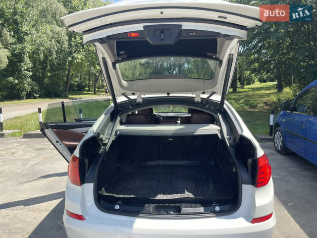 Белый БМВ 5 Серия, объемом двигателя 2 л и пробегом 251 тыс. км за 19800 $, фото 10 на Automoto.ua