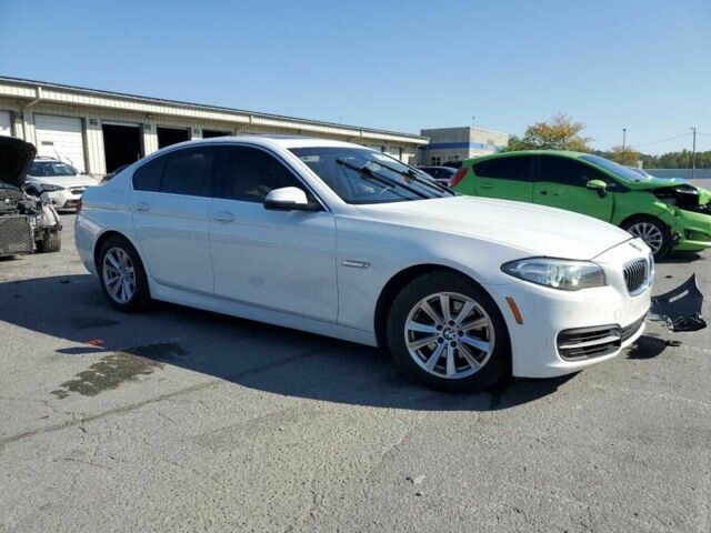 Білий БМВ 5 Серія, об'ємом двигуна 2 л та пробігом 304 тис. км за 7447 $, фото 2 на Automoto.ua