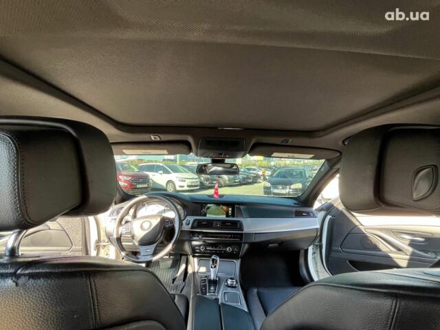 Білий БМВ 5 Серія, об'ємом двигуна 2 л та пробігом 215 тис. км за 12990 $, фото 27 на Automoto.ua