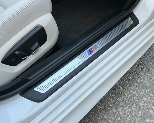 Белый БМВ 5 Серия, объемом двигателя 2.99 л и пробегом 235 тыс. км за 20500 $, фото 18 на Automoto.ua