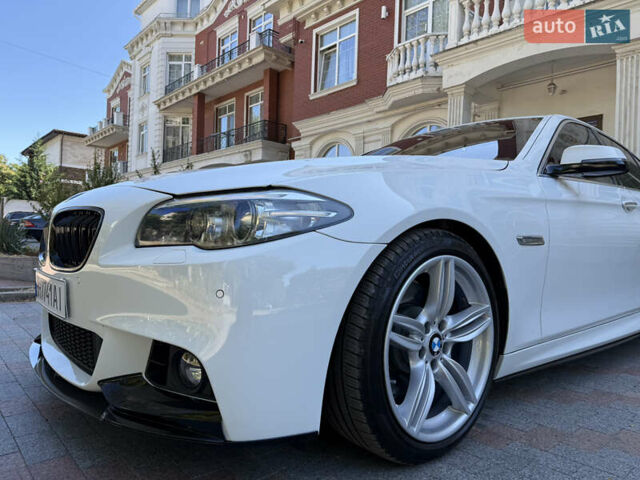 Білий БМВ 5 Серія, об'ємом двигуна 2.99 л та пробігом 330 тис. км за 18900 $, фото 5 на Automoto.ua