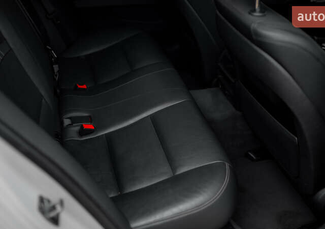 Белый БМВ 5 Серия, объемом двигателя 2 л и пробегом 282 тыс. км за 17500 $, фото 54 на Automoto.ua