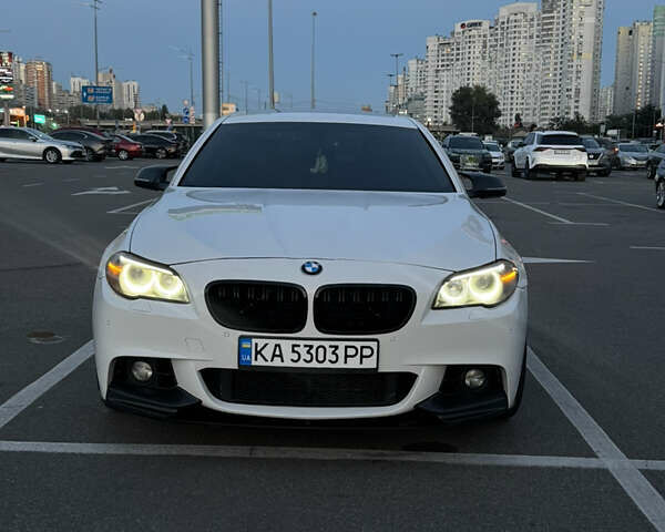 Белый БМВ 5 Серия, объемом двигателя 2 л и пробегом 178 тыс. км за 14400 $, фото 1 на Automoto.ua