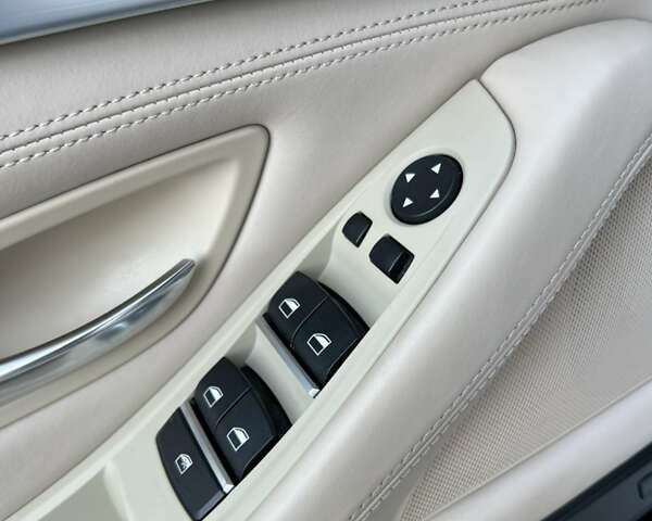 Белый БМВ 5 Серия, объемом двигателя 2.99 л и пробегом 235 тыс. км за 20500 $, фото 22 на Automoto.ua