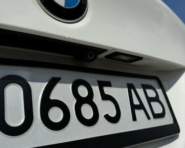 Белый БМВ 5 Серия, объемом двигателя 2 л и пробегом 218 тыс. км за 13800 $, фото 8 на Automoto.ua